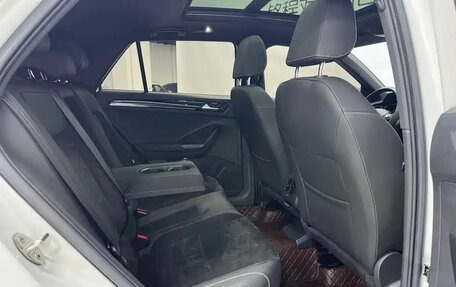 Volkswagen T-Roc I, 2022 год, 2 387 020 рублей, 18 фотография