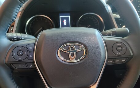 Toyota Camry, 2021 год, 3 700 000 рублей, 6 фотография