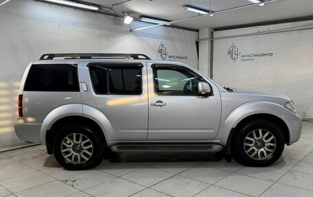 Nissan Pathfinder, 2010 год, 1 349 800 рублей, 19 фотография