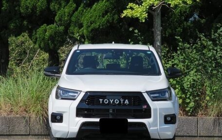 Toyota Hilux VIII, 2024 год, 4 099 000 рублей, 7 фотография