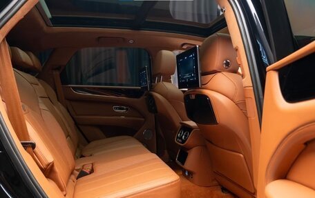 Bentley Bentayga I, 2024 год, 28 718 000 рублей, 11 фотография