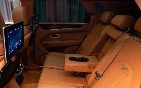 Bentley Bentayga I, 2024 год, 28 718 000 рублей, 12 фотография