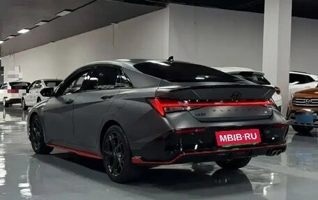 Hyundai Elantra, 2024 год, 1 830 000 рублей, 2 фотография