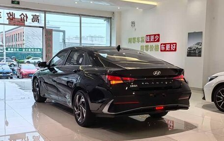 Hyundai Elantra, 2023 год, 1 380 000 рублей, 6 фотография