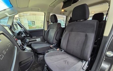 Mitsubishi Delica D:5 I, 2018 год, 1 899 000 рублей, 16 фотография