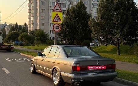 BMW 5 серия, 1988 год, 550 000 рублей, 4 фотография