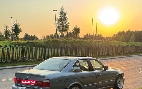 BMW 5 серия, 1988 год, 550 000 рублей, 8 фотография