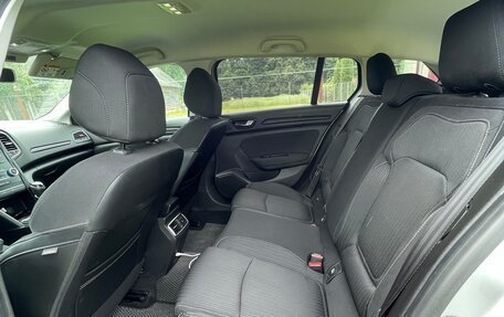 Renault Megane IV, 2018 год, 1 265 000 рублей, 16 фотография