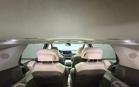 KIA Carnival, 2023 год, 4 985 000 рублей, 16 фотография