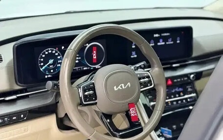 KIA Carnival, 2023 год, 4 985 000 рублей, 20 фотография