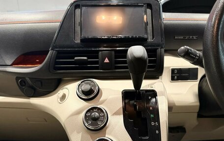 Toyota Sienta II, 2017 год, 1 390 000 рублей, 16 фотография