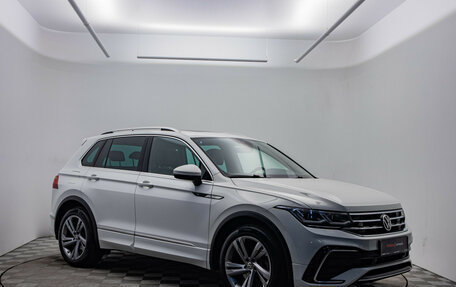 Volkswagen Tiguan II, 2021 год, 3 670 000 рублей, 3 фотография