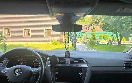 Volkswagen Tiguan II, 2019 год, 3 000 000 рублей, 6 фотография