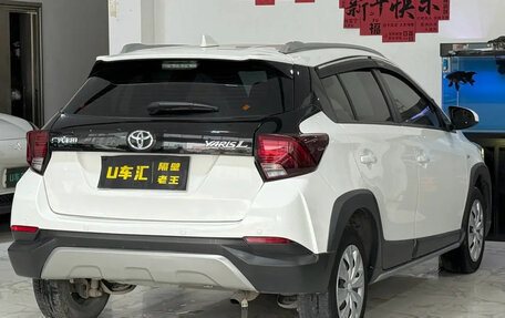 Toyota Yaris, 2022 год, 1 254 017 рублей, 4 фотография