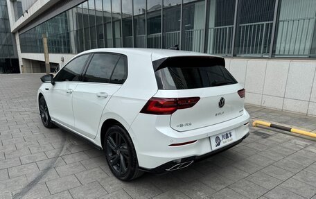 Volkswagen Golf VIII, 2023 год, 2 276 000 рублей, 18 фотография