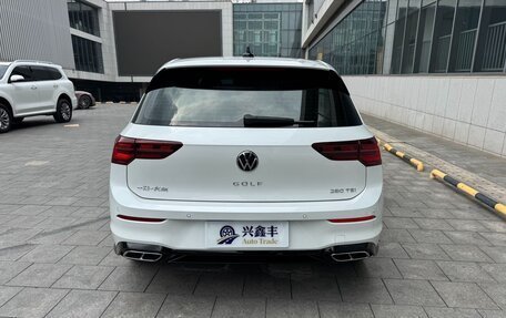Volkswagen Golf VIII, 2023 год, 2 276 000 рублей, 19 фотография