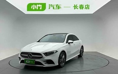 Mercedes-Benz A-Класс, 2022 год, 2 000 000 рублей, 1 фотография