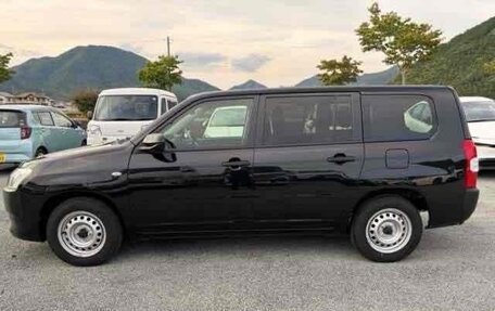 Toyota Probox I, 2022 год, 1 080 000 рублей, 2 фотография