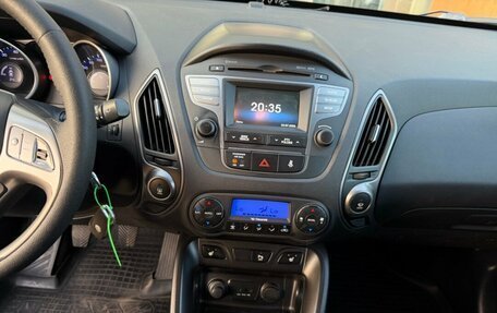 Hyundai ix35 I рестайлинг, 2014 год, 1 250 000 рублей, 11 фотография