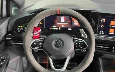 Volkswagen Golf VIII, 2023 год, 1 610 888 рублей, 12 фотография