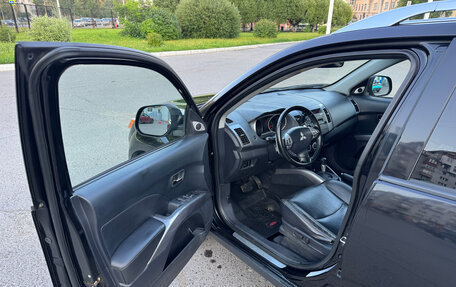 Mitsubishi Outlander III рестайлинг 3, 2007 год, 725 000 рублей, 9 фотография