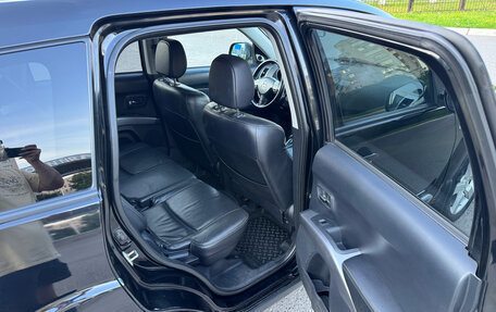 Mitsubishi Outlander III рестайлинг 3, 2007 год, 725 000 рублей, 32 фотография