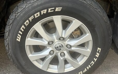 Toyota Land Cruiser 200, 2015 год, 4 450 000 рублей, 1 фотография