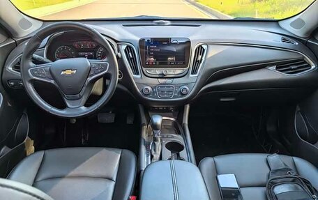 Chevrolet Malibu IX, 2023 год, 1 150 000 рублей, 20 фотография