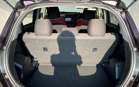 Toyota Vitz, 2018 год, 730 000 рублей, 19 фотография