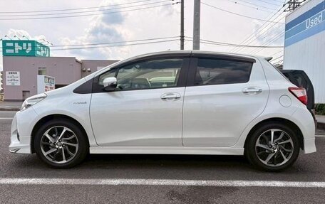Toyota Vitz, 2018 год, 850 000 рублей, 7 фотография