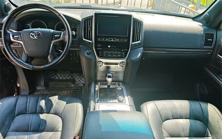 Toyota Land Cruiser 200, 2019 год, 8 449 000 рублей, 5 фотография