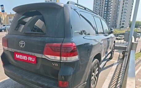 Toyota Land Cruiser 200, 2019 год, 8 449 000 рублей, 3 фотография