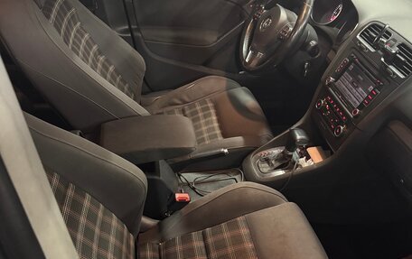 Volkswagen Golf VI, 2010 год, 1 000 000 рублей, 9 фотография