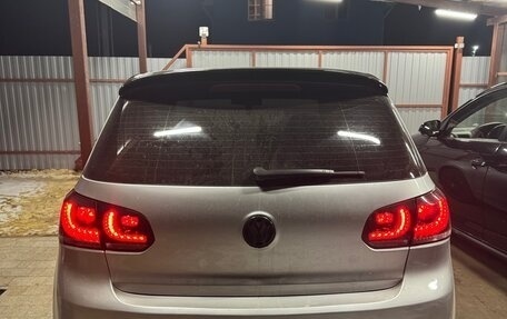 Volkswagen Golf VI, 2010 год, 1 000 000 рублей, 2 фотография