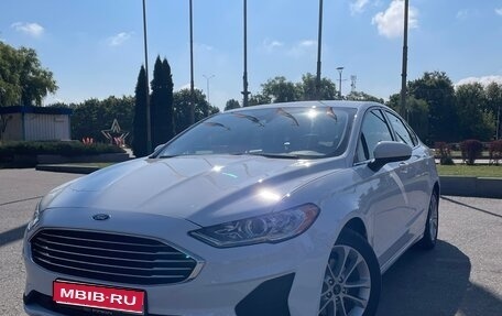 Ford Fusion (North America) II, 2020 год, 1 900 000 рублей, 1 фотография