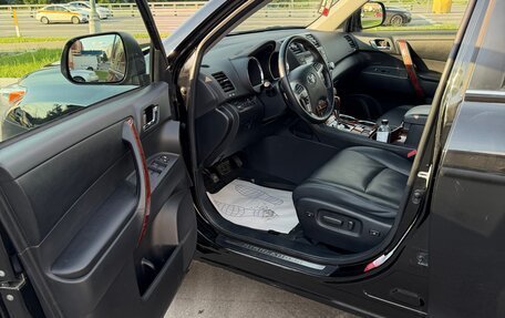 Toyota Highlander III, 2010 год, 2 000 000 рублей, 7 фотография