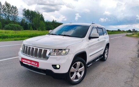 Jeep Grand Cherokee, 2012 год, 1 450 000 рублей, 25 фотография