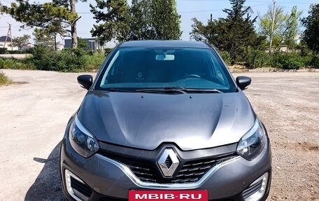 Renault Kaptur I рестайлинг, 2017 год, 900 000 рублей, 7 фотография