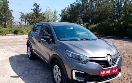 Renault Kaptur I рестайлинг, 2017 год, 900 000 рублей, 8 фотография