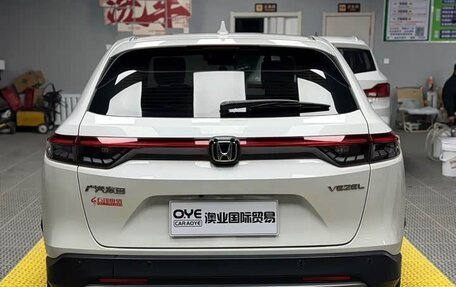 Honda Vezel, 2023 год, 1 750 000 рублей, 5 фотография