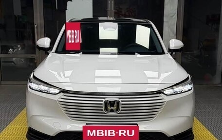 Honda Vezel, 2023 год, 1 750 000 рублей, 2 фотография