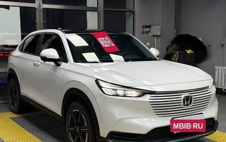 Honda Vezel, 2023 год, 1 750 000 рублей, 3 фотография