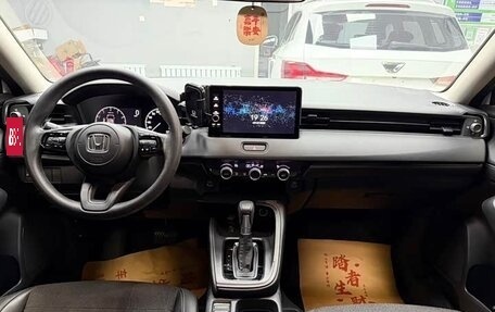 Honda Vezel, 2023 год, 1 750 000 рублей, 9 фотография