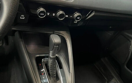 Honda Vezel, 2023 год, 1 764 017 рублей, 8 фотография
