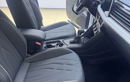 Volkswagen Tiguan II, 2023 год, 2 560 000 рублей, 4 фотография