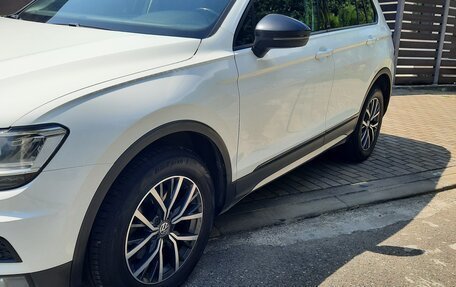 Volkswagen Tiguan II, 2019 год, 2 100 000 рублей, 6 фотография