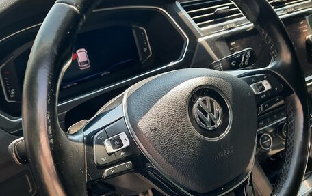 Volkswagen Tiguan II, 2019 год, 2 100 000 рублей, 11 фотография