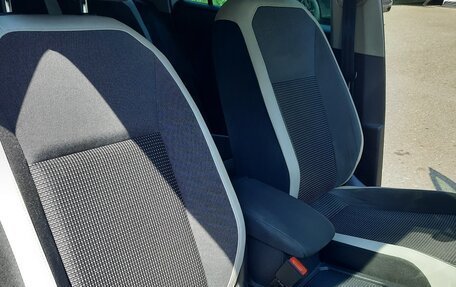 Volkswagen Tiguan II, 2019 год, 2 100 000 рублей, 20 фотография