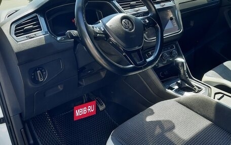 Volkswagen Tiguan II, 2019 год, 2 100 000 рублей, 10 фотография