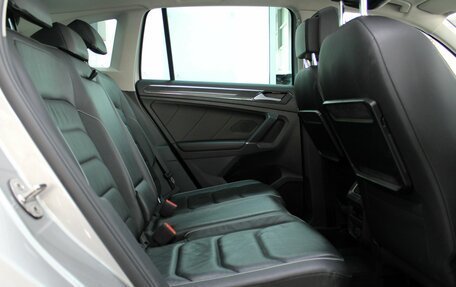 Volkswagen Tiguan II, 2016 год, 2 450 000 рублей, 4 фотография